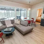 Koukkupolku 5 By Interhome 펜션 *